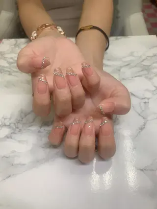 ネイル はな💎ネイル ワンホン、長さ出しのネイルデザイン