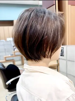 ショート カラー i.+sapporo所属・ショート/レイヤー /札幌/小山内のヘアスタイル