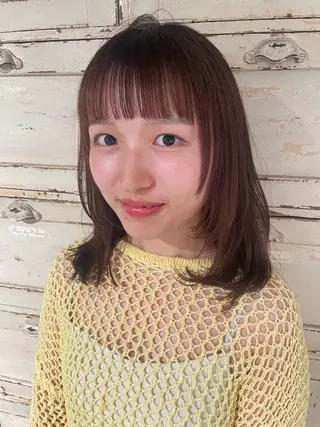 ミディアム 長野 温佳のヘアスタイル
