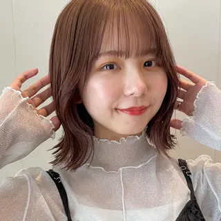 ミディアム OAK 学芸大学所属・秋葉萌　透明感カラー /レイヤー/ボブ♡のヘアスタイル