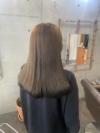 ロング カラー パーマ ヘアアレンジ メンズ キッズ ネイル マツエク・マツパ アイブロウ モリモト サナのヘアスタイル