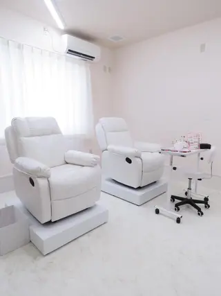 Regene HIROKAWAの眉毛・アイブロウイメージ