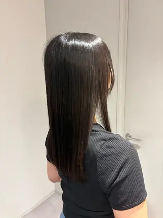 セミロング 藤田 小波のヘアスタイル