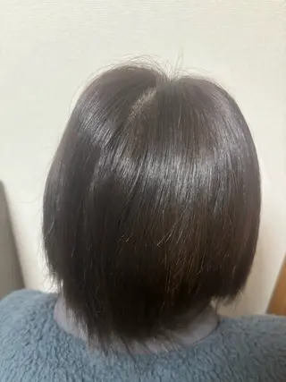 カラー 出原 凪彩のヘアスタイル