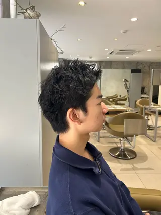 ショート カラー パーマ メンズ メンズ得意です💥 ハユカといいます❗️のヘアスタイル