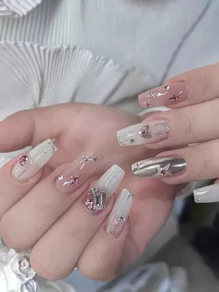 ネイル 菲菲ネイルサロン所属・FF フィフィネイルサロンのネイルデザイン