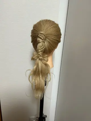 ヘアアレンジ Mei /オリーブ カラー/アレンジのヘアスタイル