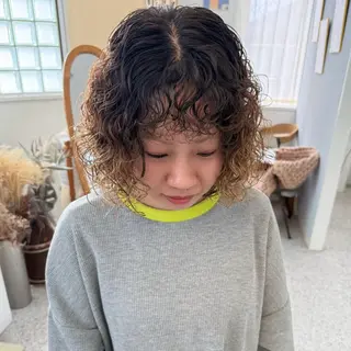 ミディアム パーマ -LOMARLIE- YUKIのヘアスタイル