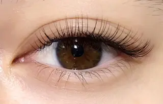 マツエク・マツパ ROCHIE　天王寺店所属・ROCHIE 天王寺 Hioriのマツエク・マツパデザイン