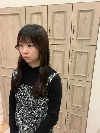 ロング 梅田美容室 山本 歩夢のヘアスタイル