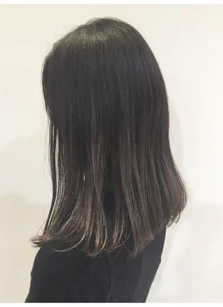 セミロング カラー 透明感・艶カラー/ 坂田友梨奈のヘアスタイル