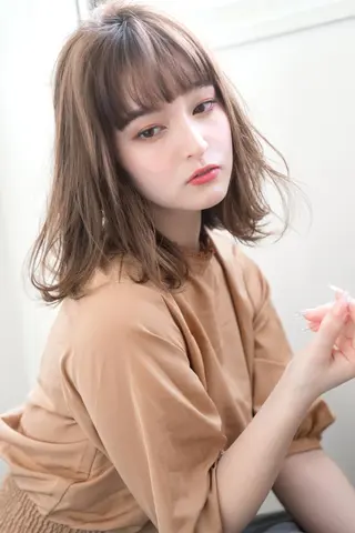 ミディアム カラー DUNOhair デュノヘアーのヘアスタイル