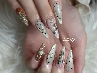 ネイル Julli nail所属・Julli ジュリのネイルデザイン
