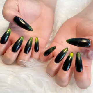 ネイル ゴテゴテ💙ワンホン リオナのネイルデザイン