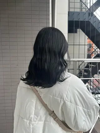 ミディアム カラー マツエク・マツパ GOTODAYシェアサロン梅田茶屋町店所属・𝗺𝗶𝗸𝘂♡ 似合わせ🎀のヘアスタイル