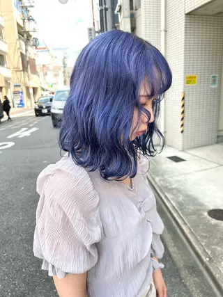 ミディアム カラー 宮川 日菜子のヘアスタイル