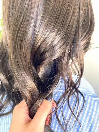 カラー 🐺ミウ 🩵のヘアスタイル