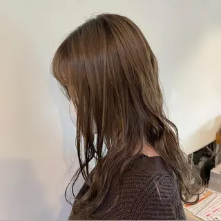 セミロング カラー 悠 亜のマツエク・マツパデザイン