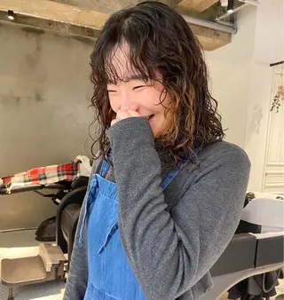 ミディアム カラー パーマ ヘアアレンジ メンズ キッズ ネイル マツエク・マツパ アイブロウ パーマスタイル🔅 sayacaのヘアスタイル