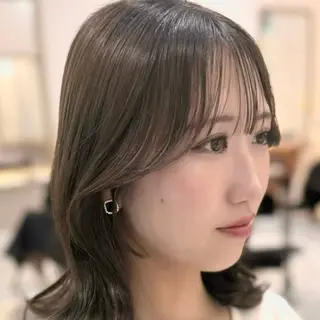 ロング 𐙚mareka/ 顔周り/透明感ｶﾗｰのヘアスタイル