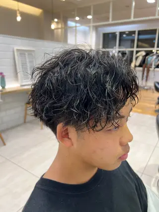 ショート パーマ メンズ メンズパーマ 岩成健志郎のヘアスタイル