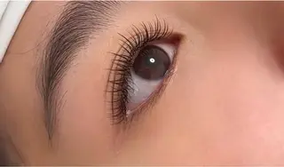 マツエク・マツパ ビオラス池袋 まつげパーマ/フラットラッシュ/眉毛所属・ビオラス サロンのマツエク・マツパデザイン