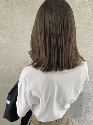 ミディアム カラー お洒落ベージュ🤎 代官山shibukiのヘアスタイル