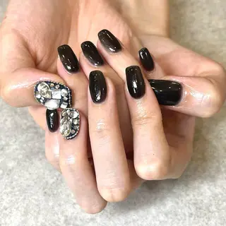 ネイル UnFLAIR KASUMIのネイルデザイン