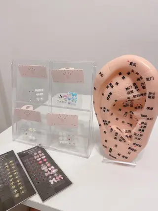 Ａ&Ｅ所属・西岡 /マツエク/束感🎀のマツエク・マツパデザイン