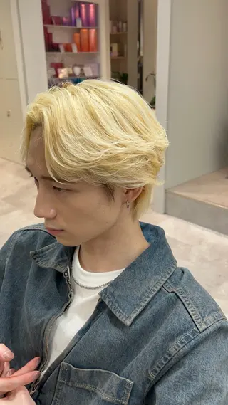 ショート メンズ 縮毛矯正♡透明感 カラー髙田海斗のヘアスタイル