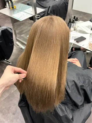 ロング ブロンド 縮毛矯正/れむのヘアスタイル