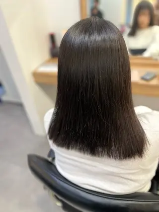 ミディアム 黒川 綾音のヘアスタイル