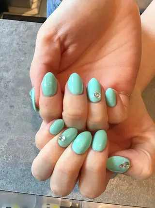 ネイル Nest 岩崎のネイルデザイン