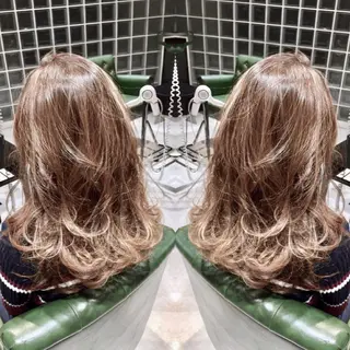 ロング カラー パーマ ヘアアレンジ tocca所属・毎月通える価格♪ 杉本真基のヘアスタイル