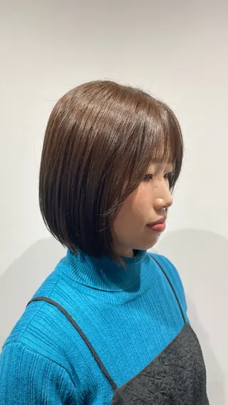 ショート カラー 𝐚𝐨𝐢/カット モデルのヘアスタイル