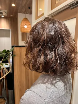 ミディアム 村中 逸紀のヘアスタイル