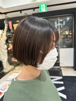 ショート 小顔レイヤー/ 透明感カラー/増田のヘアスタイル