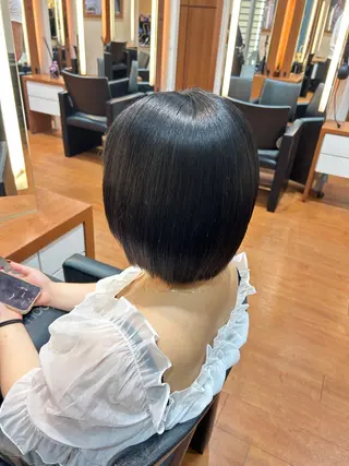 ミディアム カラー 縮毛矯正×髪質改善 カラー×クロスパーマのヘアスタイル