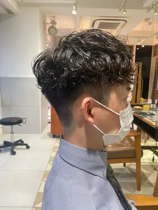 ショート カラー パーマ ヘアアレンジ メンズ メンズパーマの巨匠 鈴木純のヘアスタイル