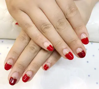 ネイル Chiara チップ長さ出しのネイルデザイン