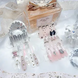 ネイル Yudia🦋 azuのネイルデザイン