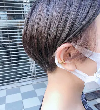 ショート カラー 長井 美佳のヘアスタイル