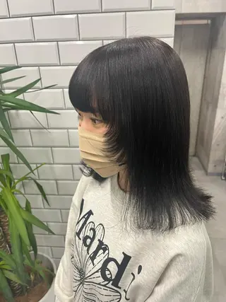 ミディアム カラー newi赤羽 HINATAのヘアスタイル