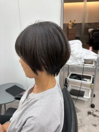 ショート 草場 遼子のヘアスタイル