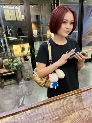 ショート カラー 千葉 郁也のヘアスタイル