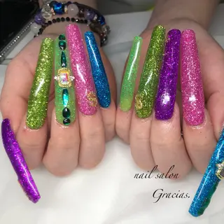 ネイル Gracias. rieのネイルデザイン