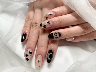 ネイル Roi〈ロワ〉 Minakoのネイルデザイン