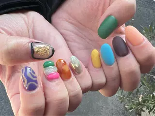 カラー ネイル Revia所属・Revia おおだちあやなのネイルデザイン