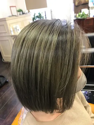 ショート カラー 桧山 真のヘアスタイル