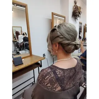 ミディアム LUXbe博多バスターミナル店所属・澤田 あきのヘアスタイル